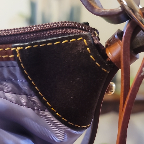 Dooney & Bourke Lavender and Brown Shoulder Bag - Picture 4 of 8